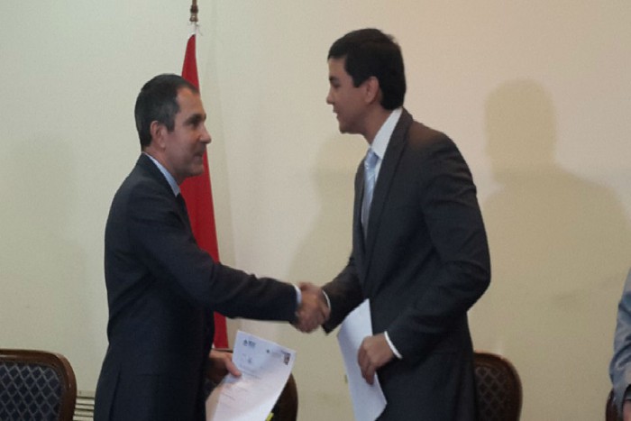 Signing the MoU for the Chevening/BECAL scholarships with Minister of Finance Santiago Peña
