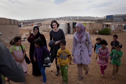 Michelle Dockery at the Zaatari Camp for Syrian Refugees. Photo takes by: Abbie Traylor-Smith/Oxfam 