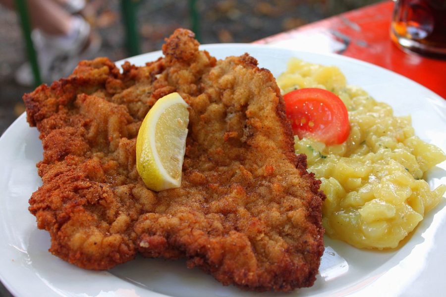 https://commons.wikimedia.org/wiki/File:Breitenlesau_Krug_Br%C3%A4u_Schnitzel.JPG