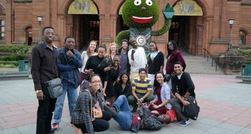 Commonwealth Youth Leaders with the 2014 Commonwealth Games Mascot