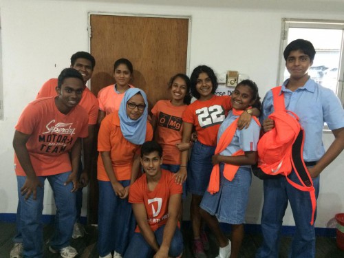 Youth of Elizabeth Moir School wear orange in support of ending #VAW #orangeurworld
