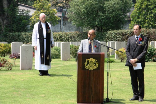 Commonwealth War Graves Colombo, 11 November 2014