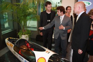 Foreign Secretary being shown a prototype of an eco-enviro car
