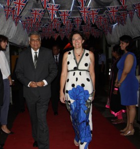 Arrival of the Sri Lanka Prime Minister, welcomed by the Deputy High Commissioner 