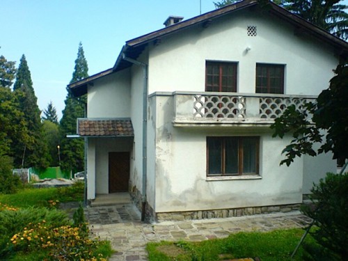 House 5 in the Boyana compound in 2007, which was used by the British Council from 1991 to 1994