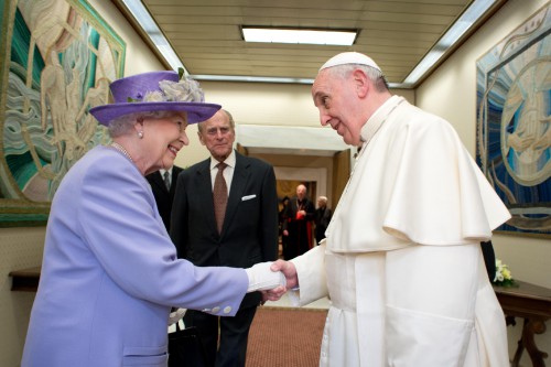Her Majesty Queen Elizabeth II meets His Holiness Pope Francis, 3 April 2014. Photo: Osservatore Romano, all rights reserved